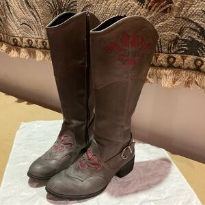 LNWOT Born MOE3 Tall Leather Cutout Boots